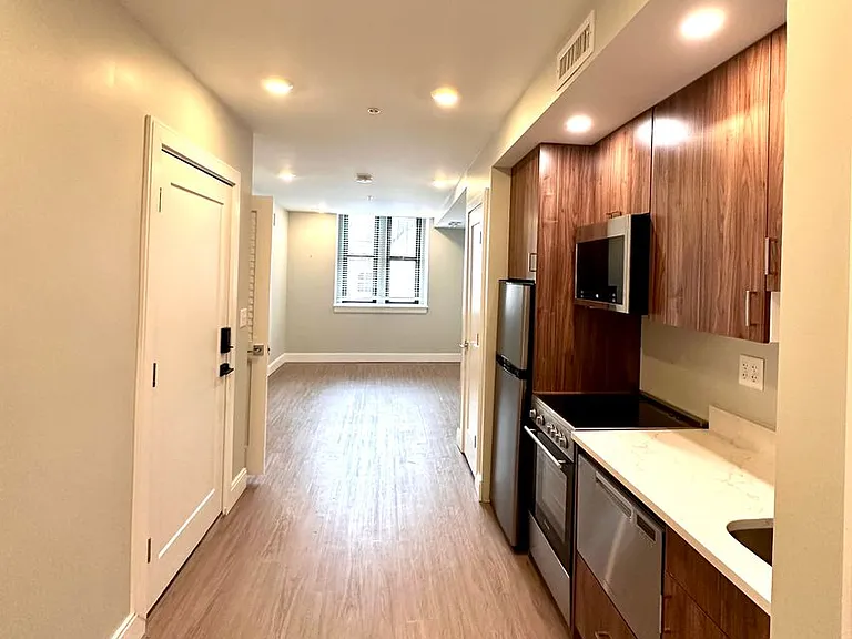 517 Main St — Photo 7