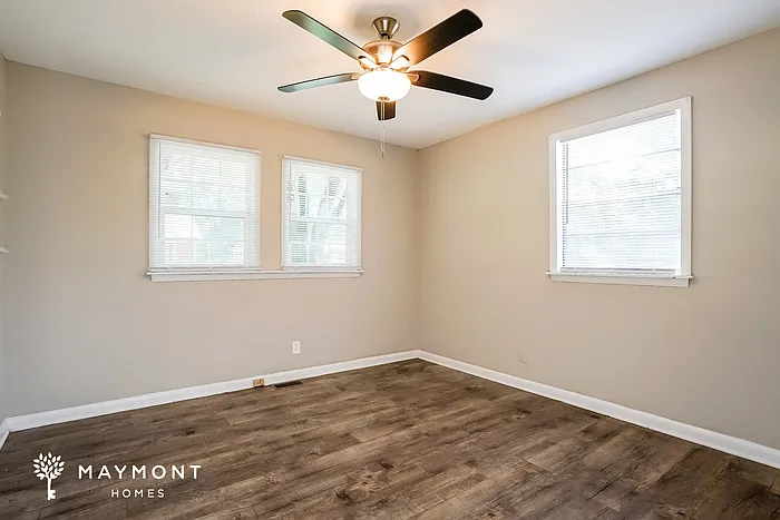 400 E Richardson St — Photo 10
