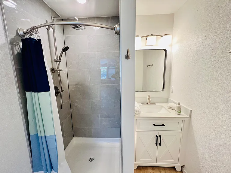 10183 SW Jefferson St — Photo 3