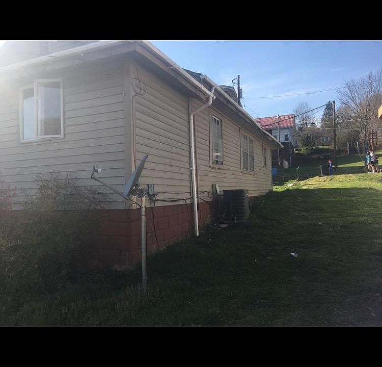 1st image of 350 Doris Ave