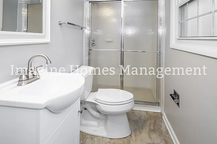 1655 Barlow Rd — Photo 6
