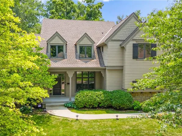 2315 W 84th St, Leawood, KS 66206