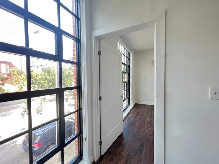 824 N Calvert St — Photo 26