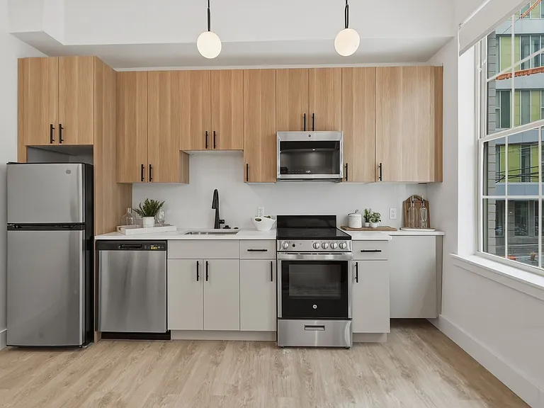 Wood Street Lofts — Photo 36