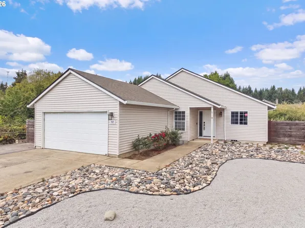 707 Ash St, Dayton, OR 97114
