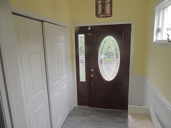2nd image of 133 Joline Ave