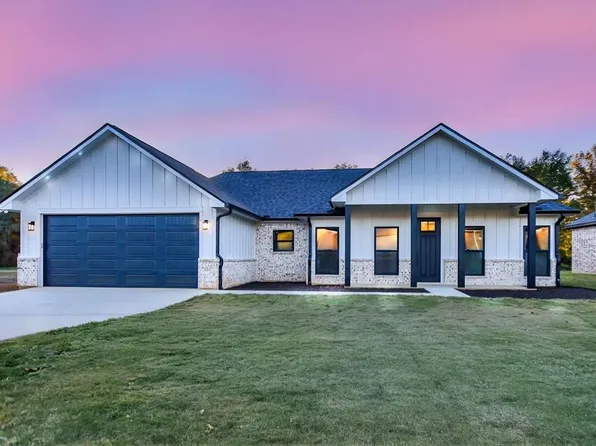 174 Rock Creek Dr, Nacogdoches, TX 75965