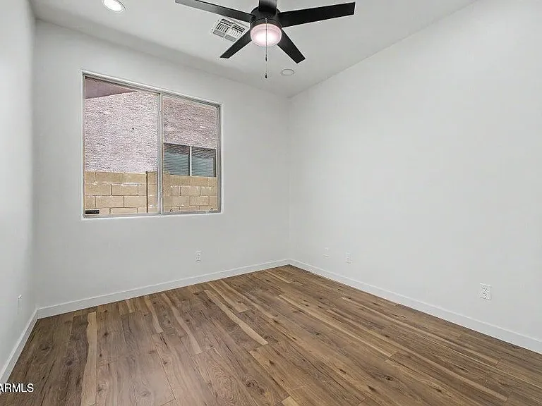 39606 N Prairie Ln — Photo 21