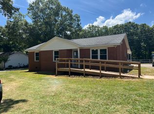 5716 Indian Trail Fairview Rd, Indian Trail, NC 28079