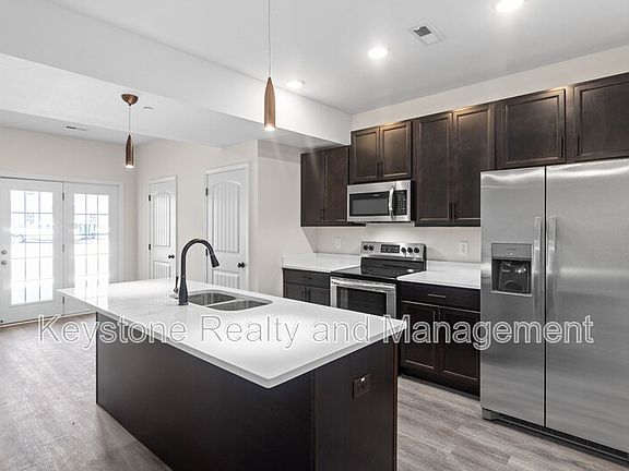 4th image of 229A E Johnson Cir #103