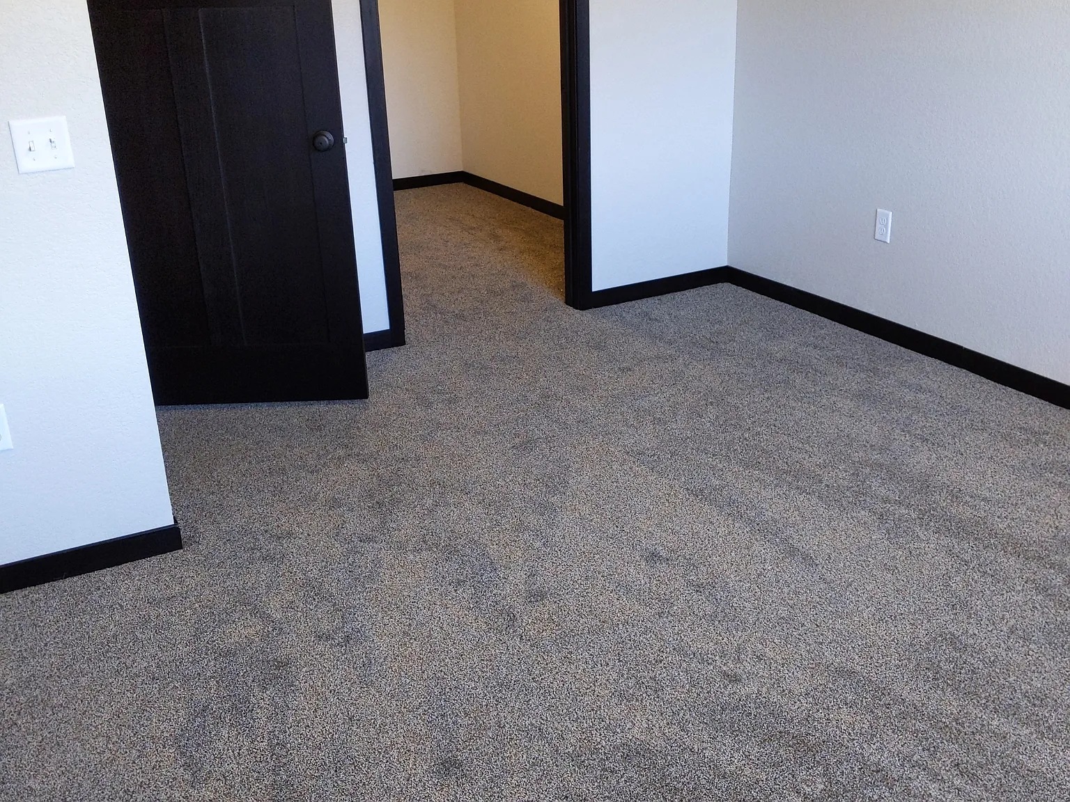 3149 Gateway - Unit 5 — Photo 2