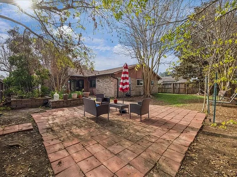 3902 Broken Elm Dr — Photo 29