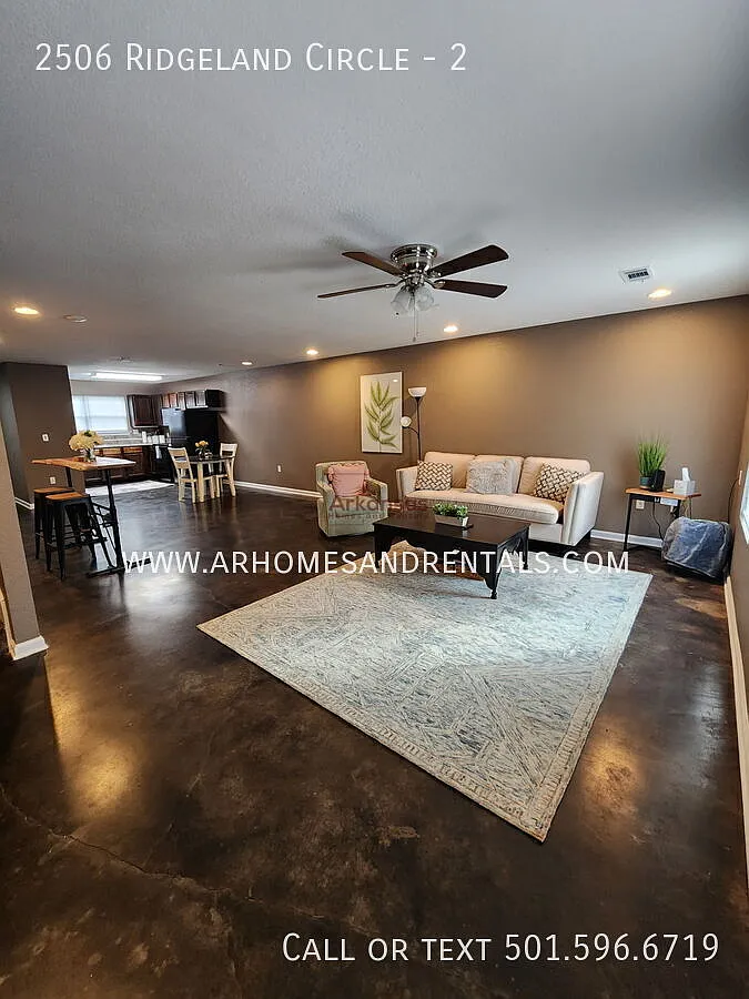 Building Photo - 2506 Ridgeland Cir #2