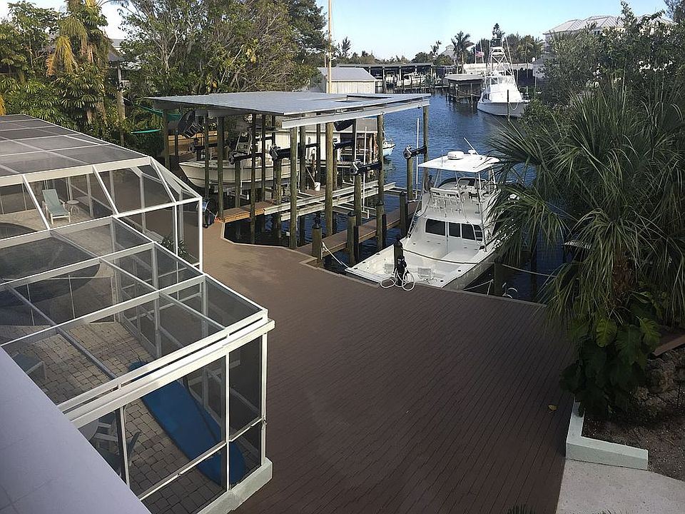 2nd image of 110 Damfino St