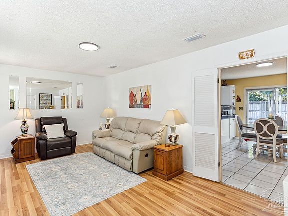 5th image of 4555 Sailboat Ln