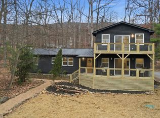 166 Graywolf Trl, Winchester, VA 22602