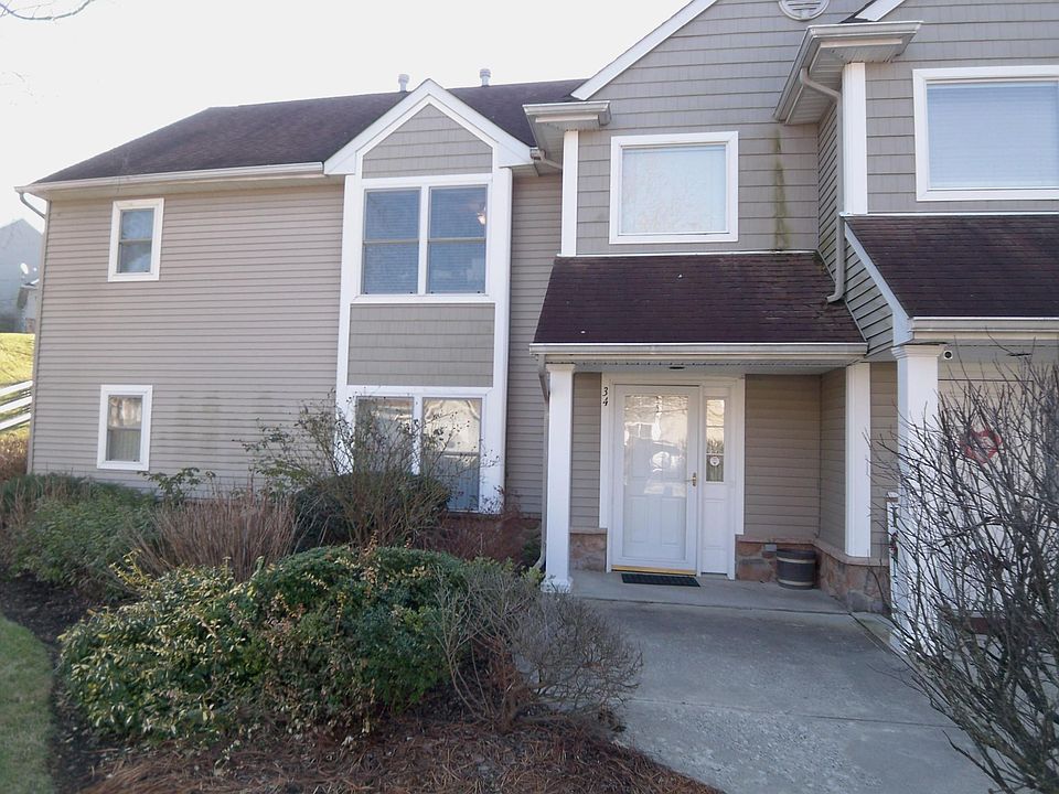 1st image of 34 Bourne Cir
