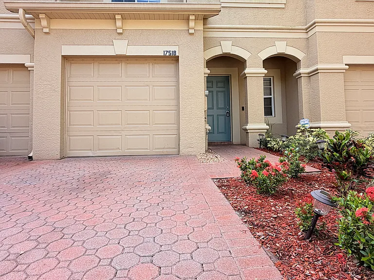 17518 Stinchar Dr — Photo 1