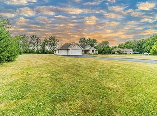 2113 Grand Detour Rd, Dixon, IL 61021