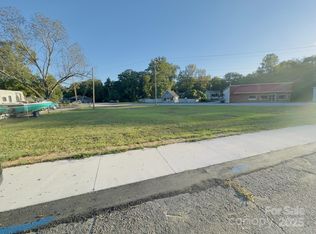 37 Rice St, Belton, SC 29627