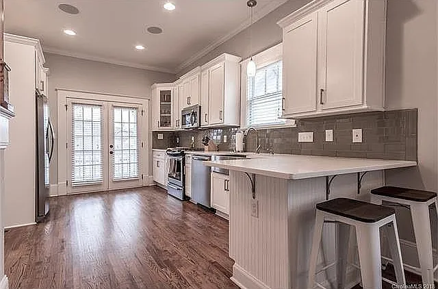 1609 Wilmore Dr — Photo 2