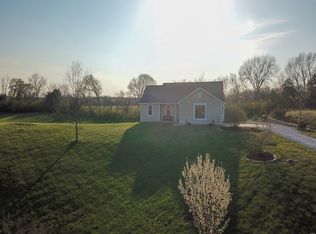 6623 David Scott Dr, Waterloo, IL 62298