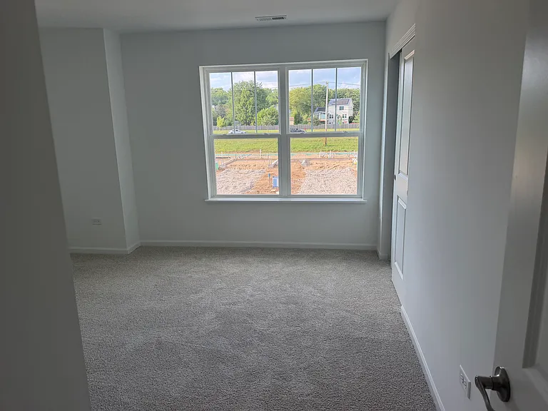 1019 Shagbark Ln #1019 — Photo 14