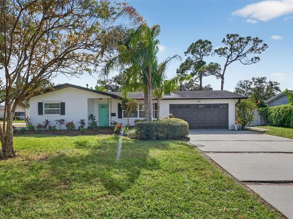 336 87th Ave NE, Saint Petersburg, FL 33702