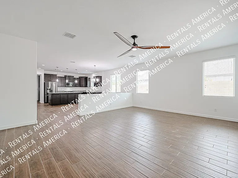 13607 W Briles Rd — Photo 5