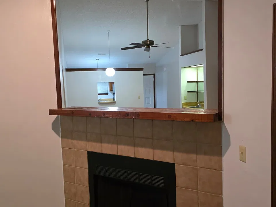 1290 Jefferson Avenueunit #D
