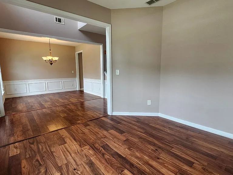 212 Revillion Way — Photo 7