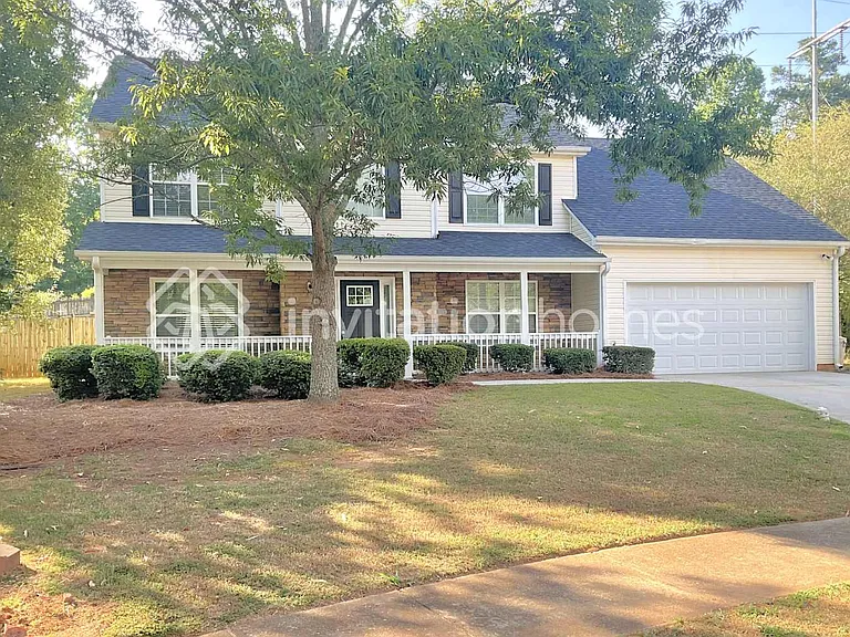 311 Rockingham Dr — Photo 1