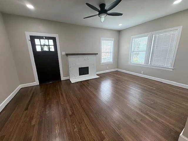 2 bed, 2.0 bath, 1234 sqft, $2,375 — Photo 3