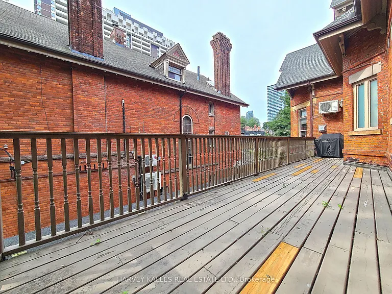 510 Jarvis St #6 — Photo 2