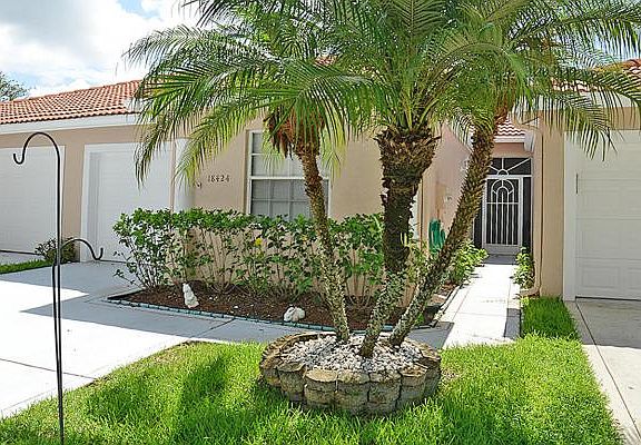 Home For Sale In Villa San Remo