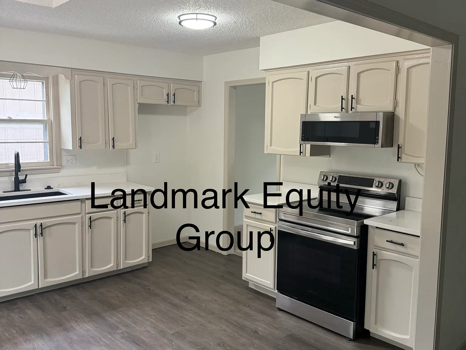 4 bed, 1950 sqft, $2,700 — Photo 2