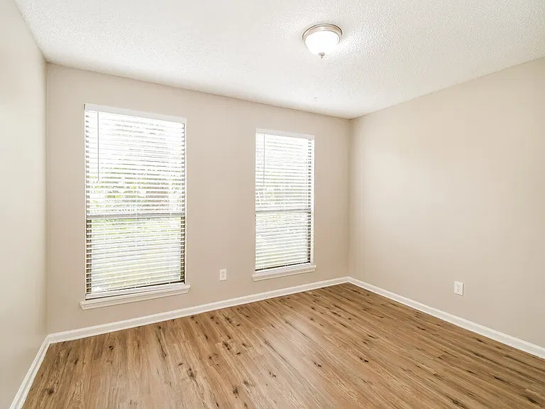 4331 Walnut Bnd — Photo 14