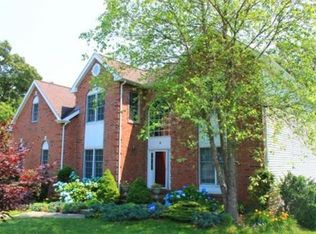 9 Long Dr, Westborough, MA 01581