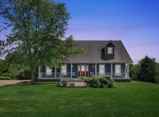 15704 Lucerne Rd, Fredericktown, OH 43019