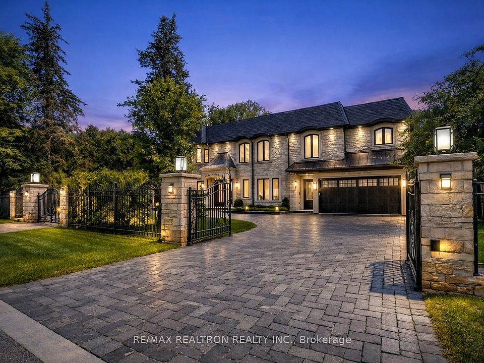 1st image of 27 Laureleaf Rd