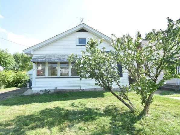 331 Sanderson Ave, Campbell, OH 44405