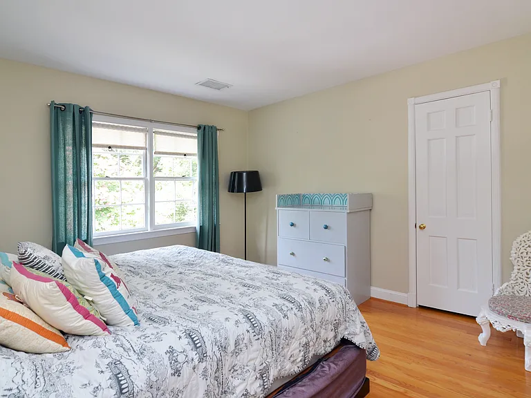 5944 Searl Ter — Photo 26