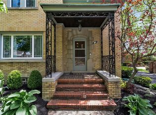 21 Briarcliff Rd, Cheektowaga, NY 14225