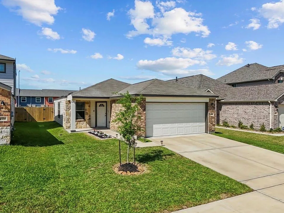 5339 Cj Walker Ln