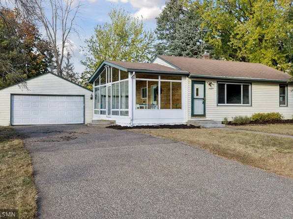 1425 Burke Ave E, Maplewood, MN 55109