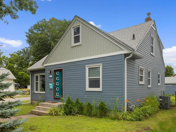 2955 Grand St NE, Minneapolis, MN 55418