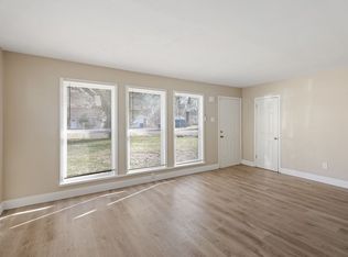 11893 Bridgevale Ave, Saint Louis, MO 63138