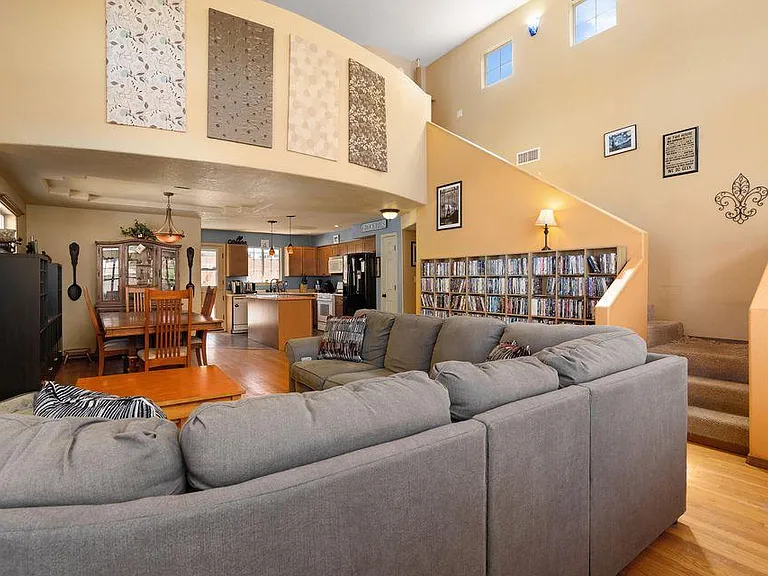 6716 Carney Ave NW — Photo 2