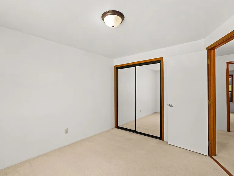 2890 Wedgewood Ln — Photo 19