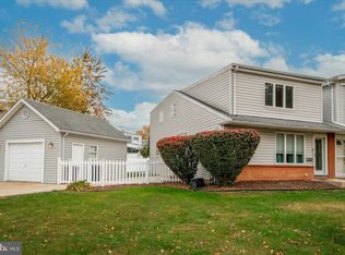 500 Devon Rd, Norwood, PA 19074